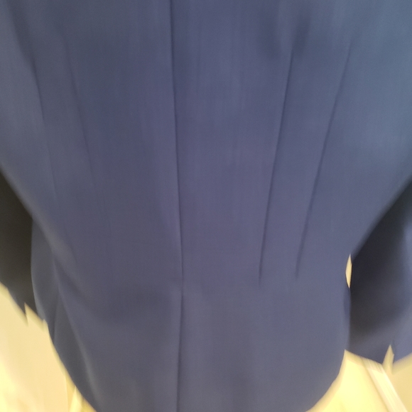 Jacket - Picture 4 of 5